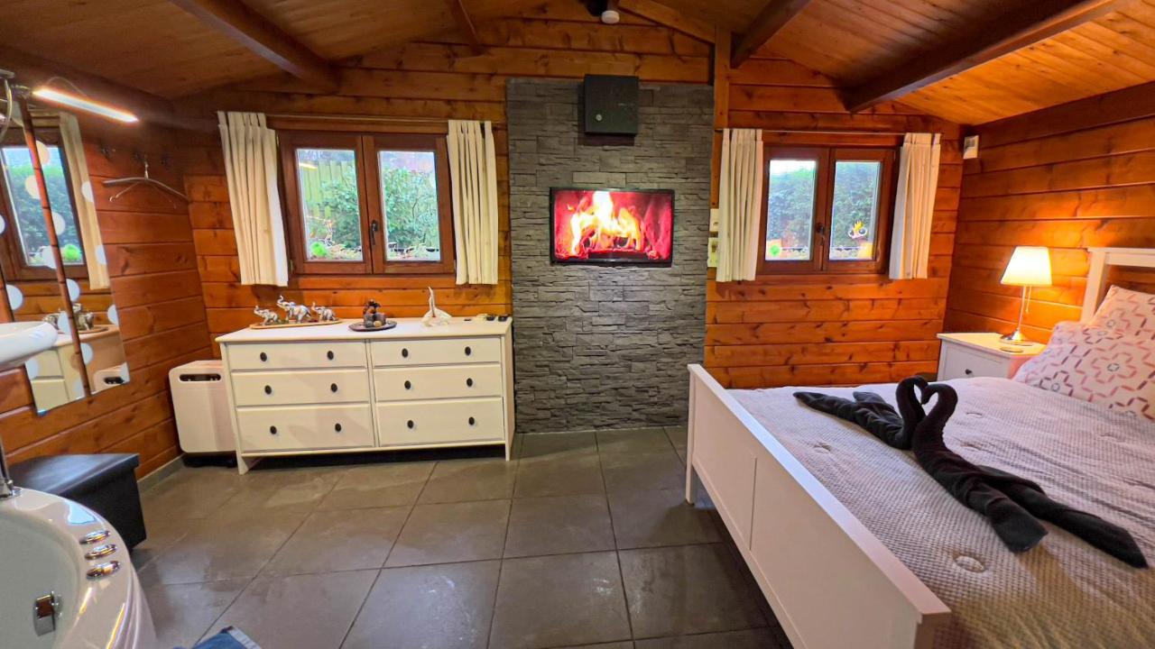 Au Chalet D'Isa Havelange Zewnętrze zdjęcie