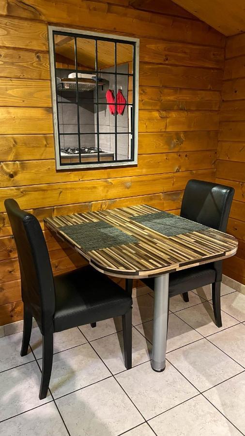 Au Chalet D'Isa Havelange Zewnętrze zdjęcie